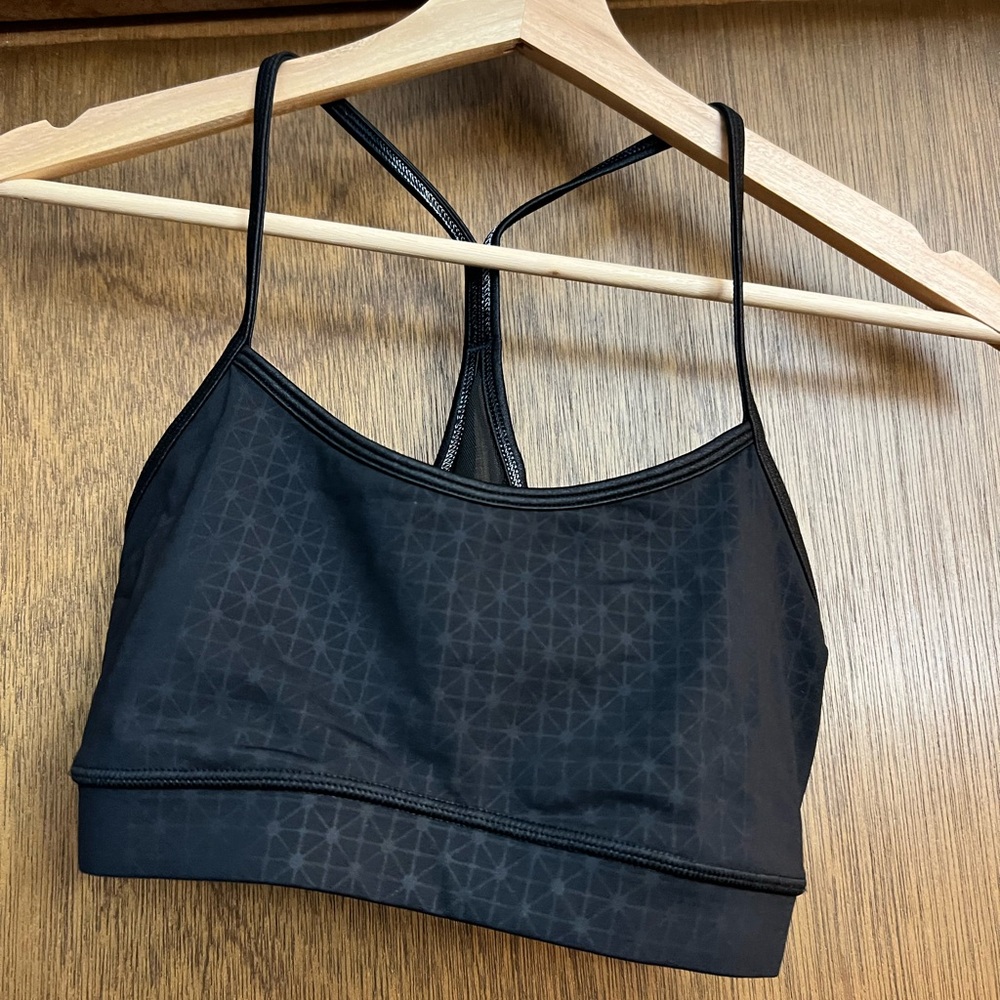Lululemon black flow y bra